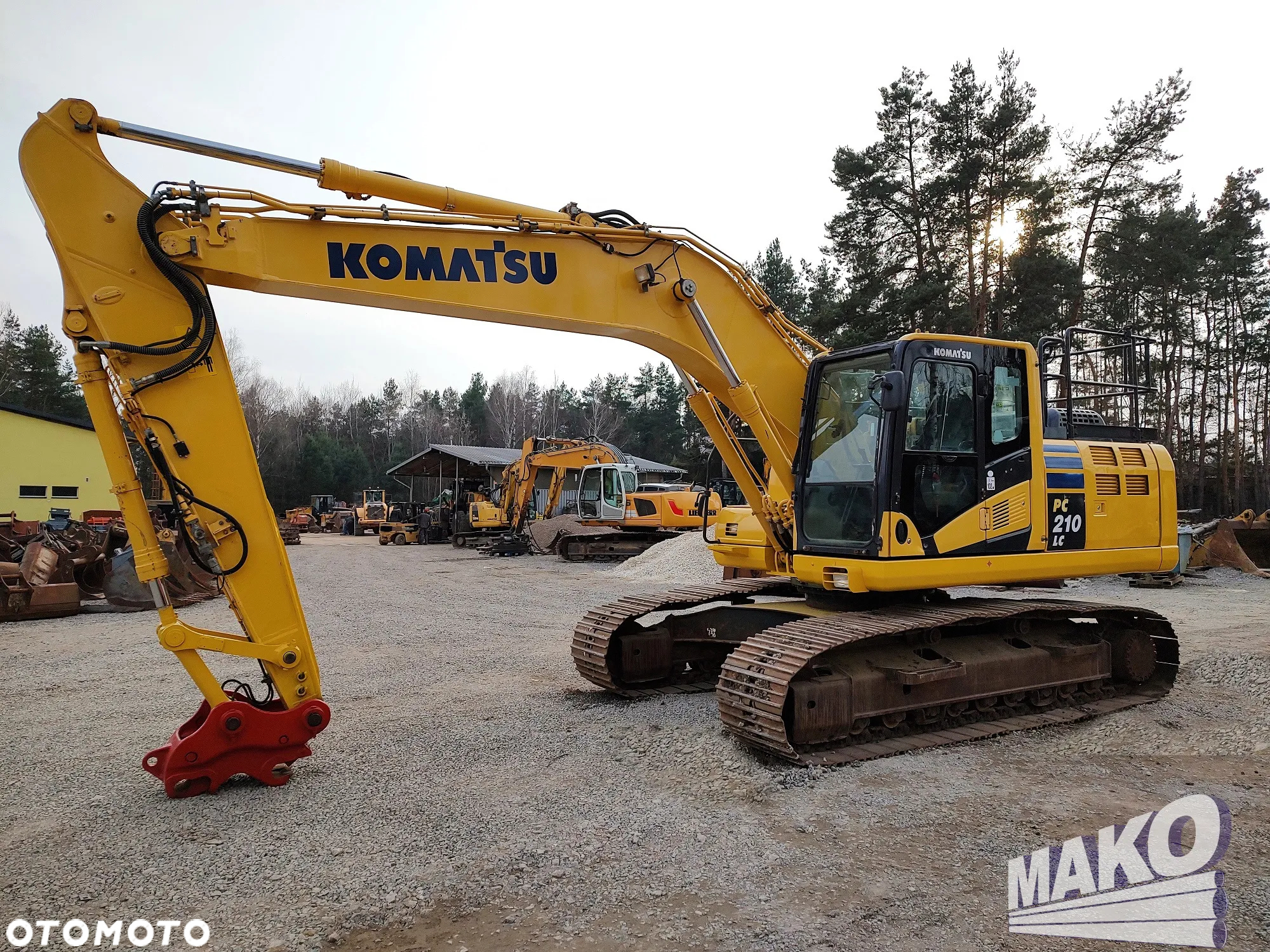 Komatsu PC210 LC-10 - 9