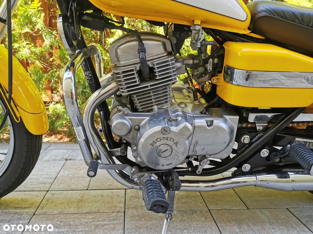 Honda CA - 17