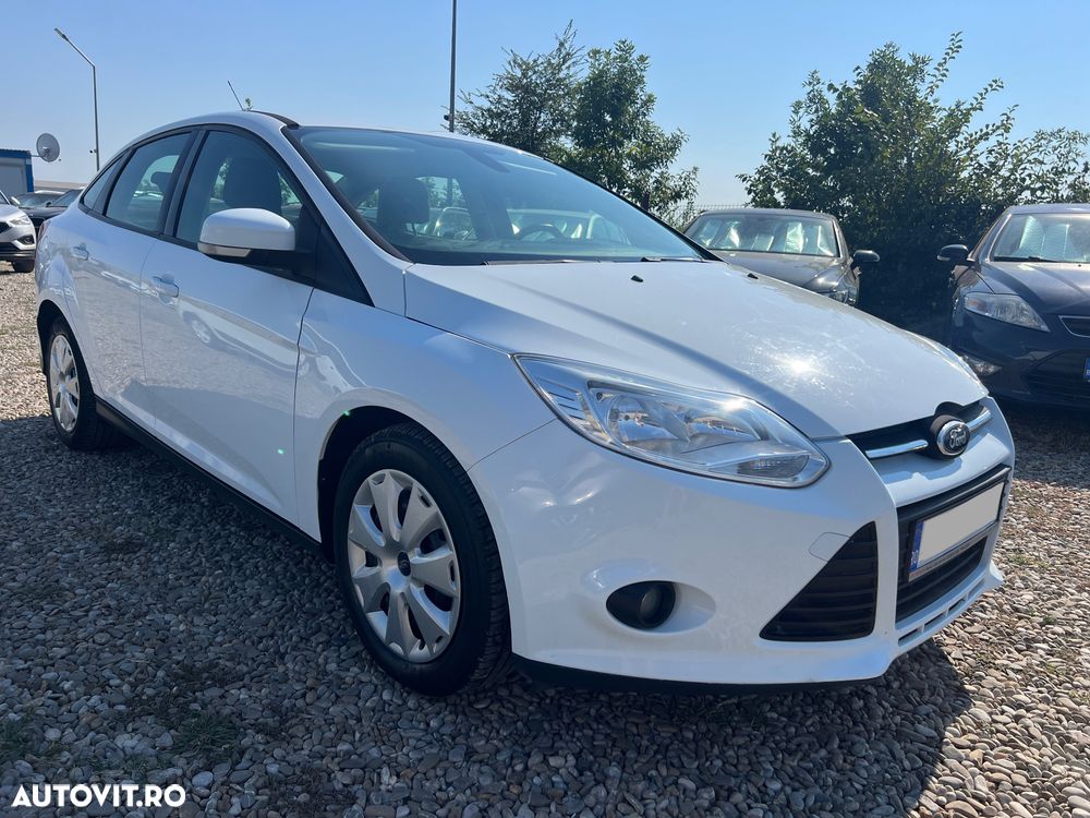Ford Focus 1.6 TDCi DPF Trend - 9