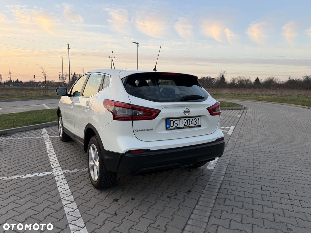 Nissan Qashqai 1.2 DIG-T Visia EU6 - 3