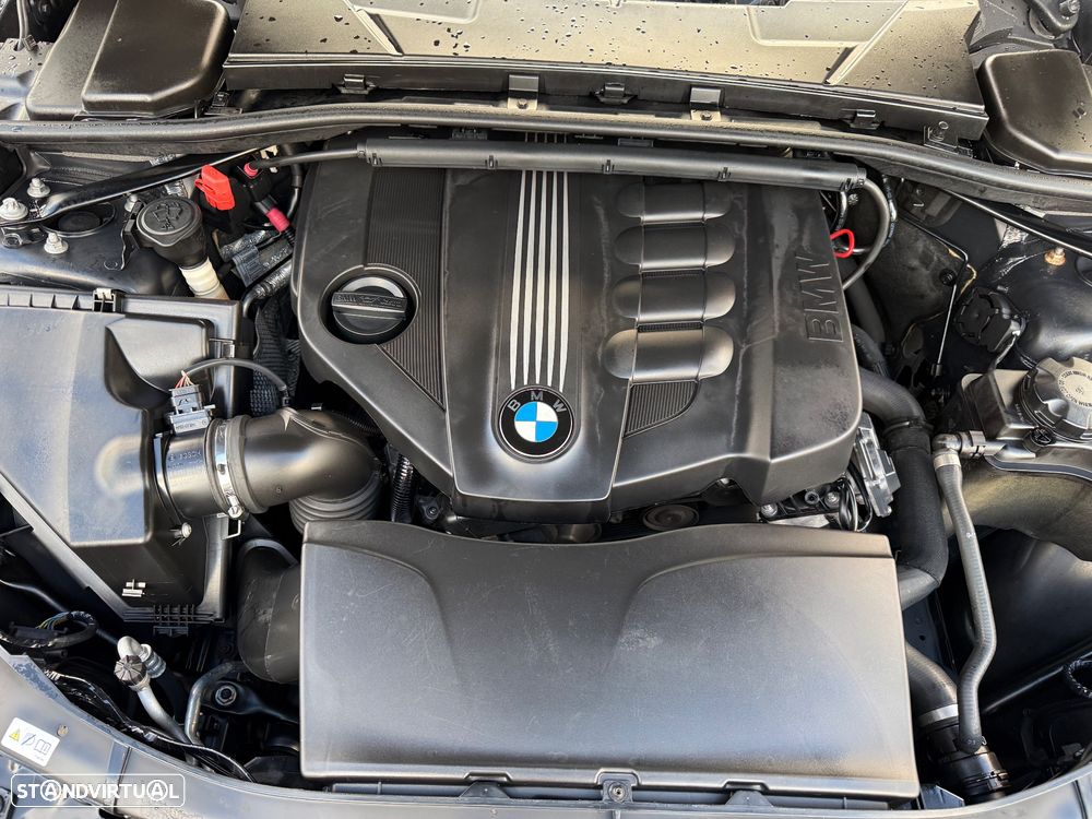 BMW 320 d xDrive M Sport Edition - 18