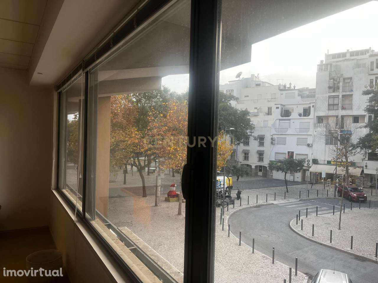 Escritório  na baixa de Albufeira, com lugar de garagem. - Grande imagem: 5/15