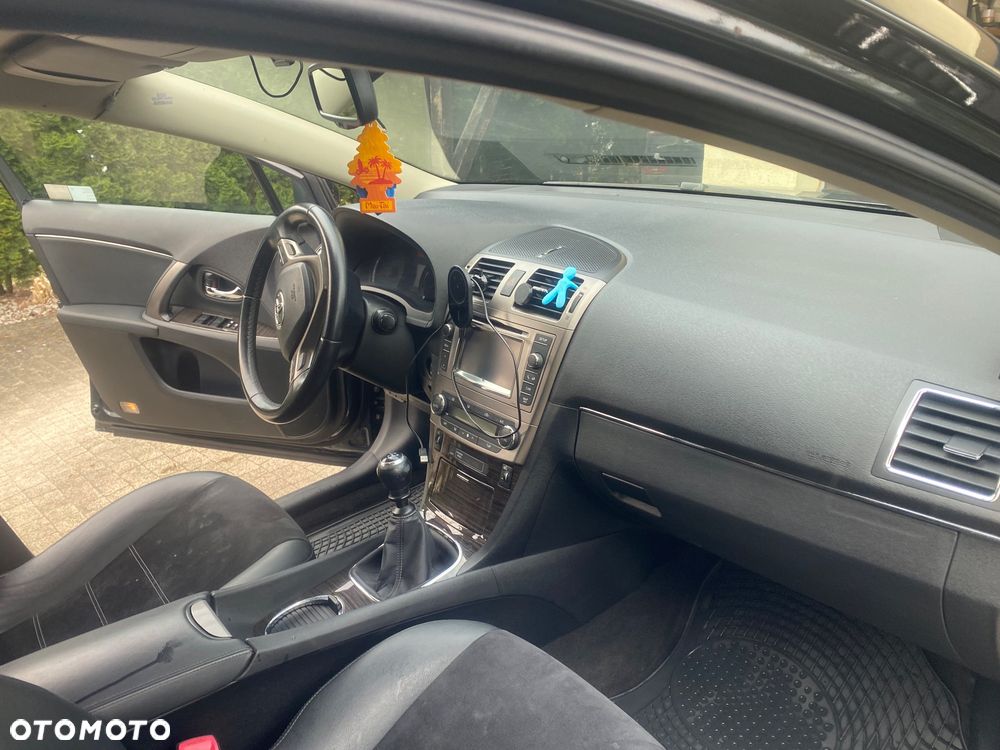 Toyota Avensis 2.0 D-4D Premium - 10