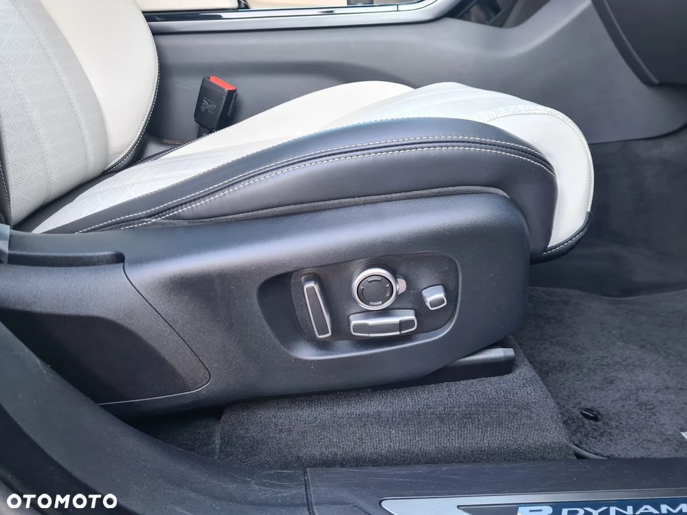 Land Rover Range Rover Velar 2.0 Si4 GPF R-Dynamic - 25