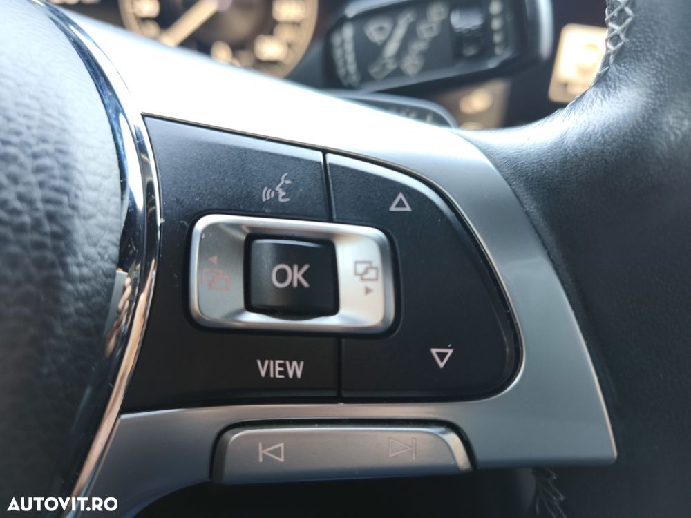 Volkswagen Touareg 3.0 V6 TDI 4Motion DPF Automatik R-Line - 32