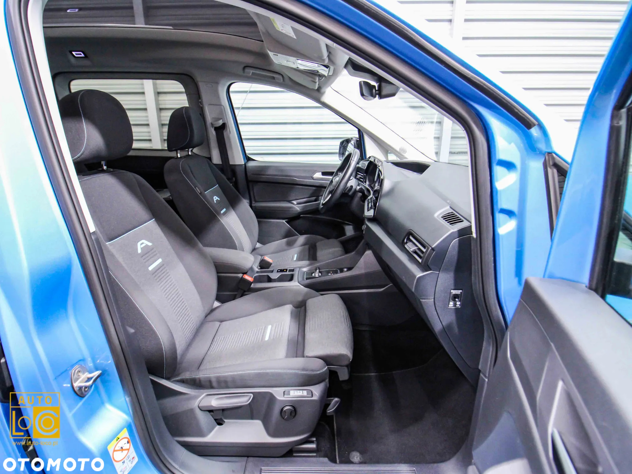 Ford Tourneo Connect Grand - 12