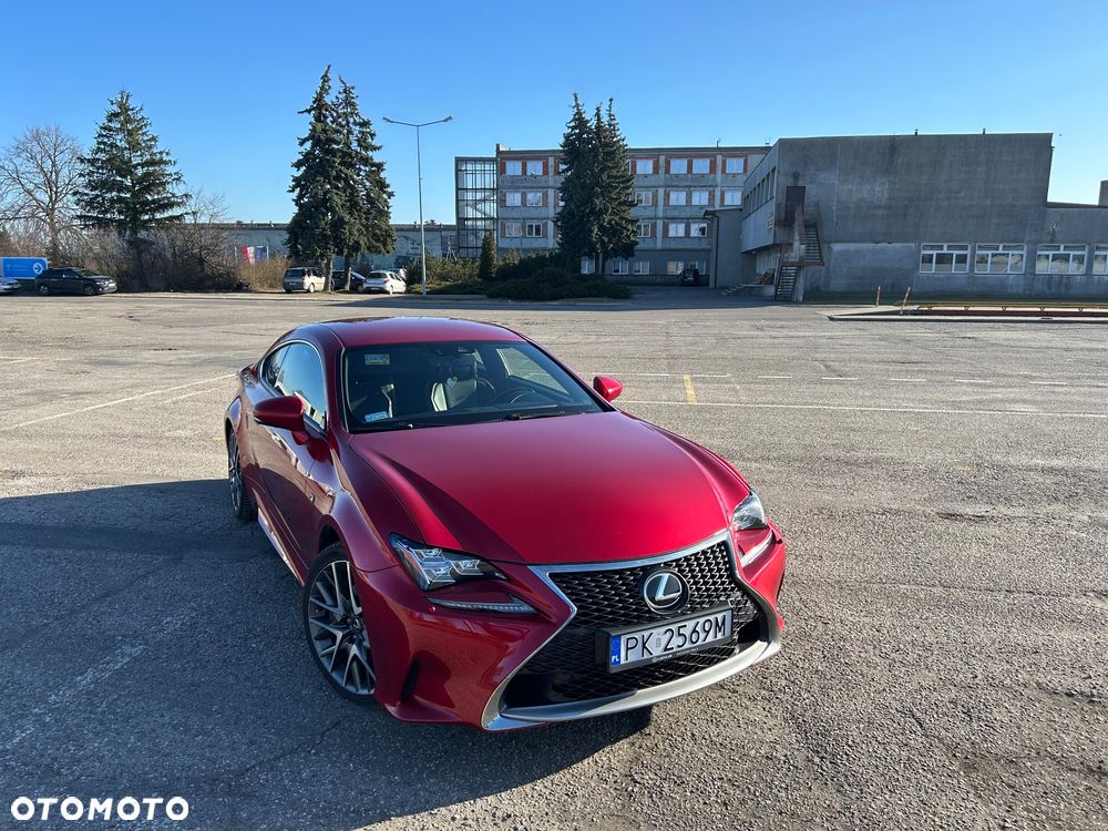 Lexus RC 200t / 300 F Sport - 11