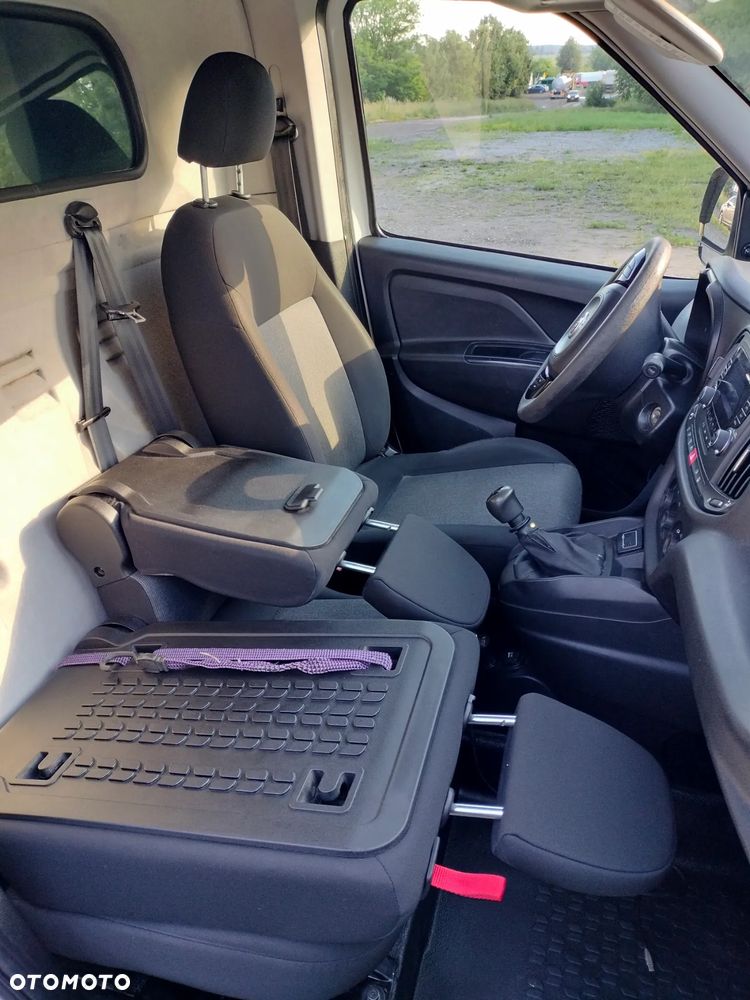 Fiat DOBLO - 11