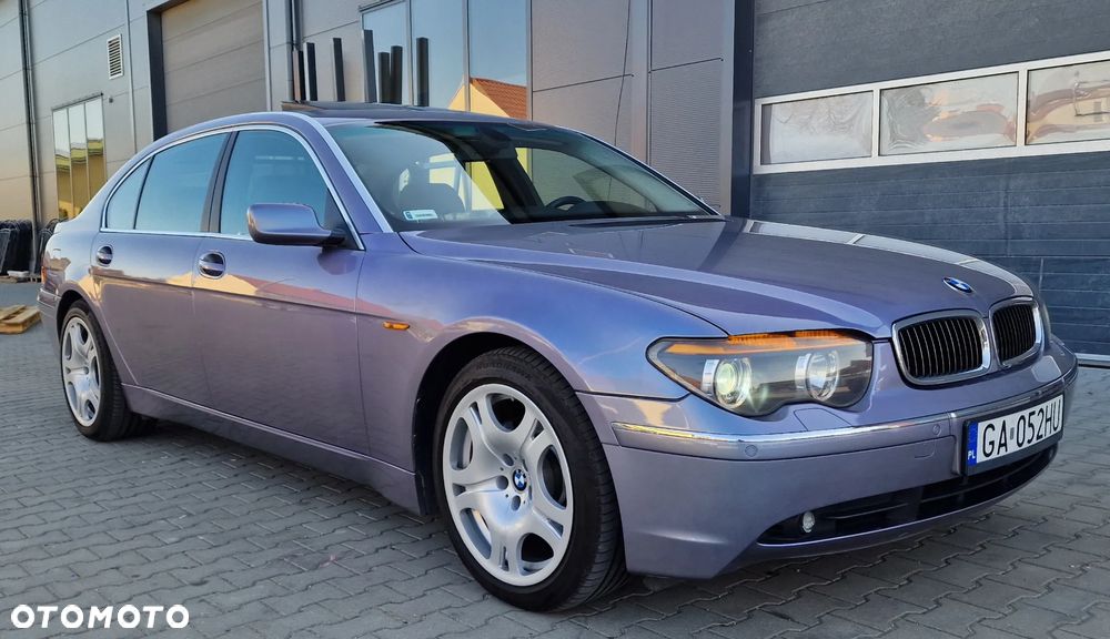 BMW Seria 7 745i L - 9