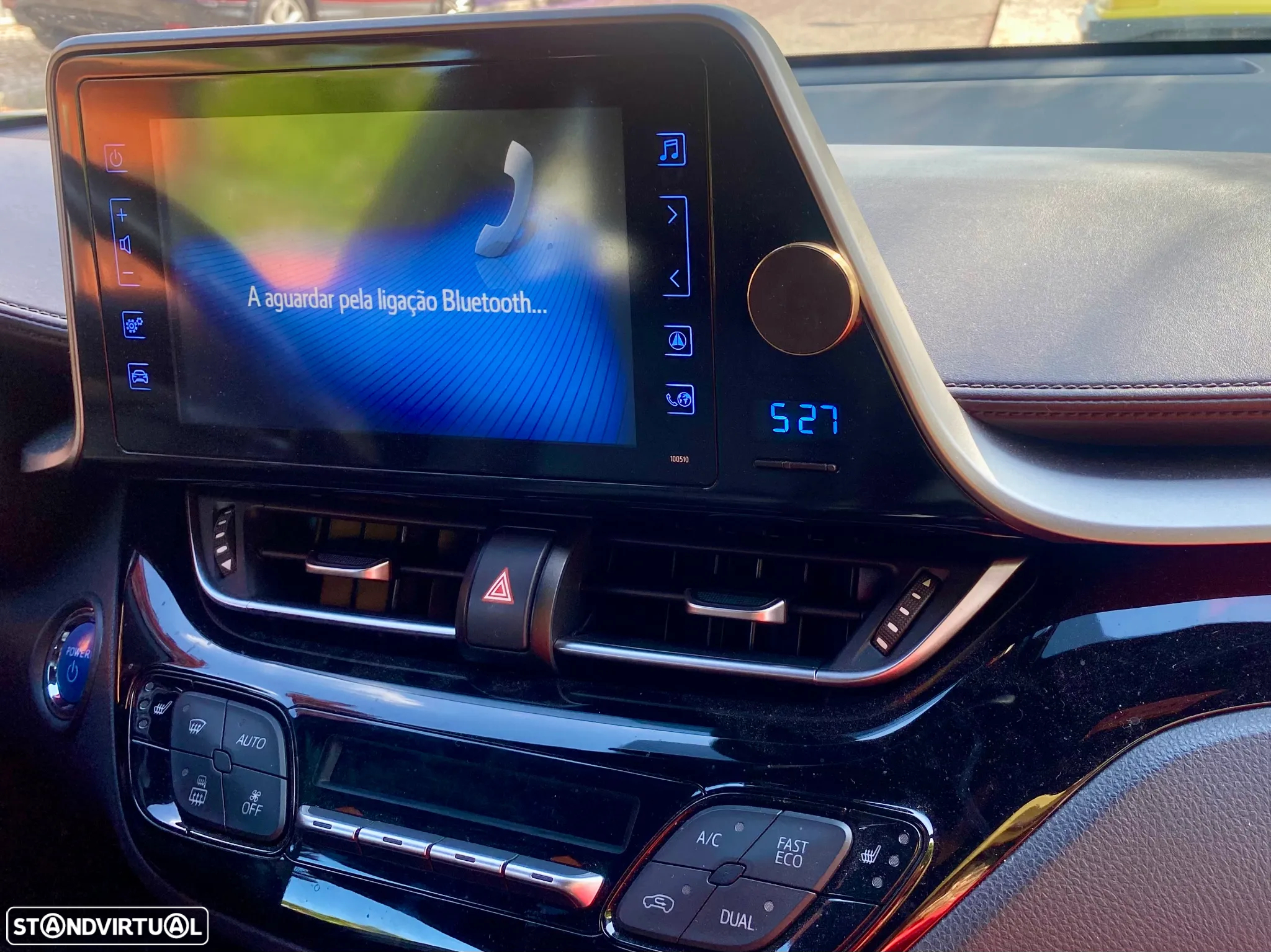 Toyota C-HR 1.8 Hybrid Exclusive+P.Luxury - 8