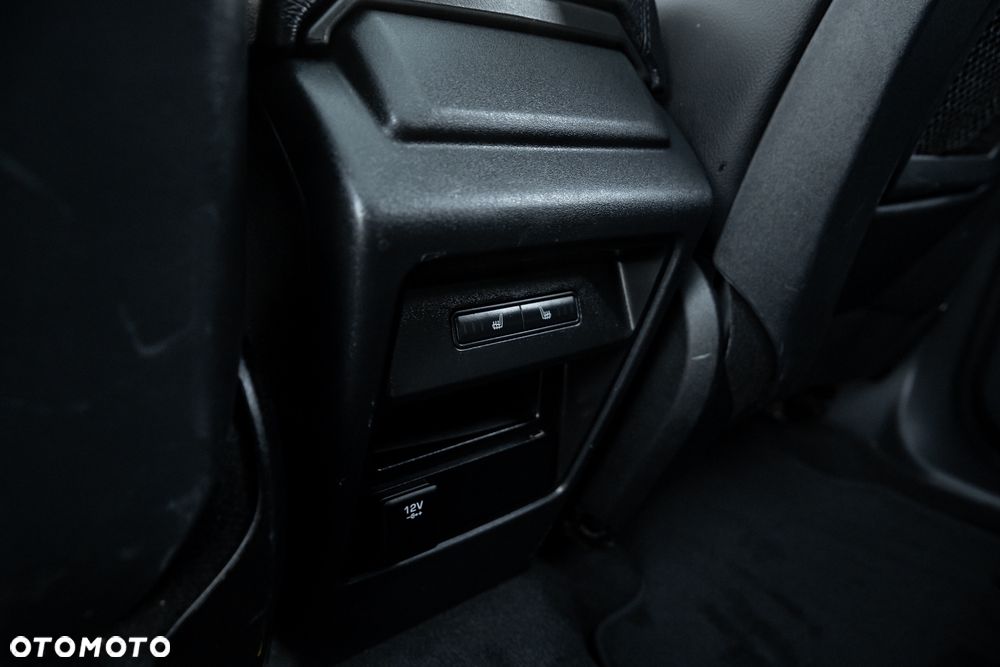 Land Rover Discovery Sport 2.0 Si4 HSE - 24