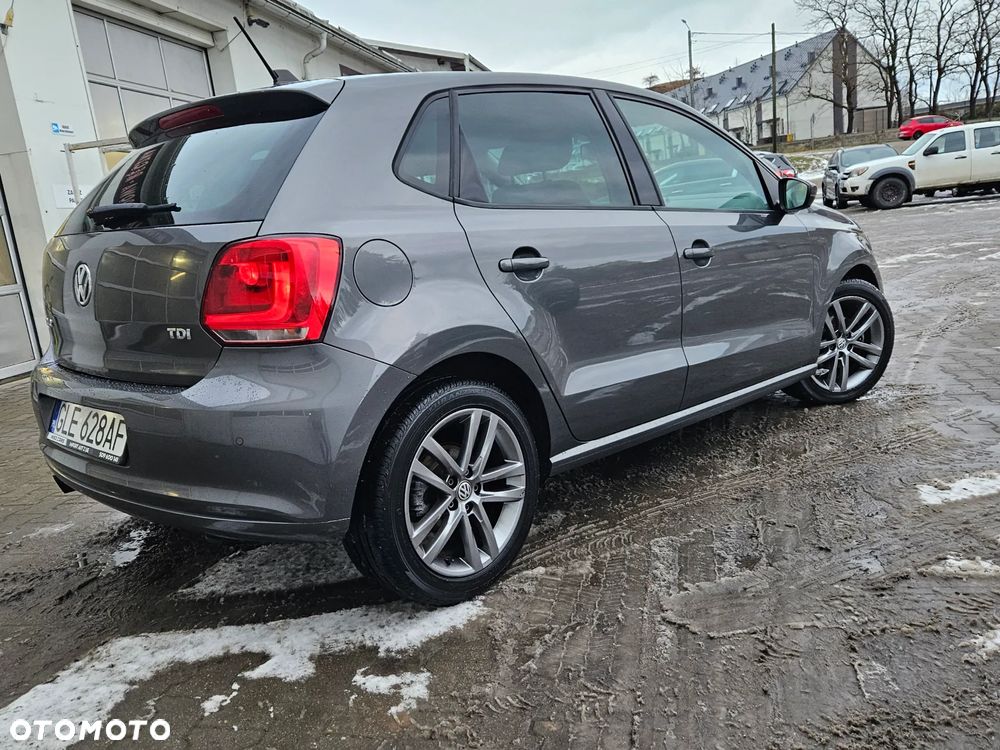 Volkswagen Polo 1.6 TDI DSG Highline - 4