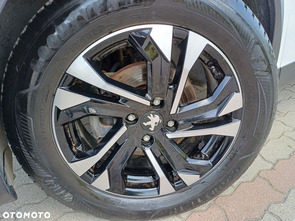 Peugeot 2008 1.2 PureTech GT S&S EAT8 - 9