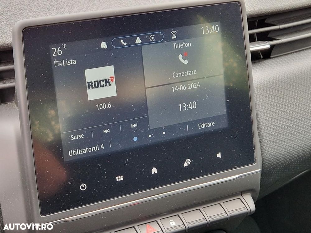 Renault Clio - 10