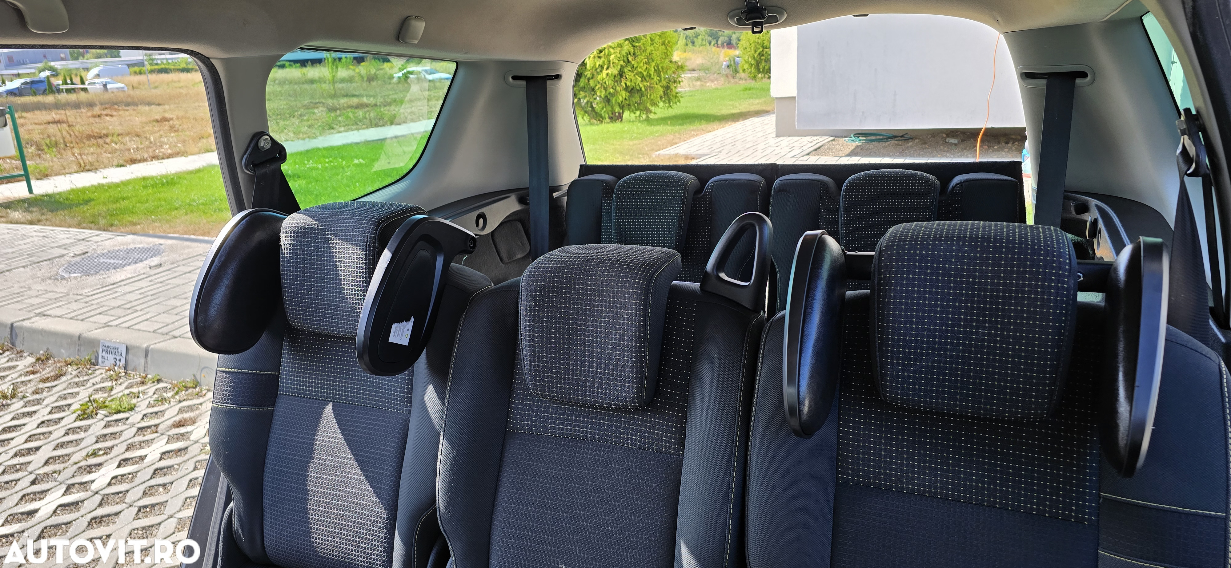 Renault Grand Scenic 1.9 dCi FAP Avantage - 7