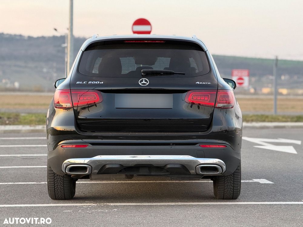 Mercedes-Benz GLC 200 d 4MATIC 9G-TRONIC - 2
