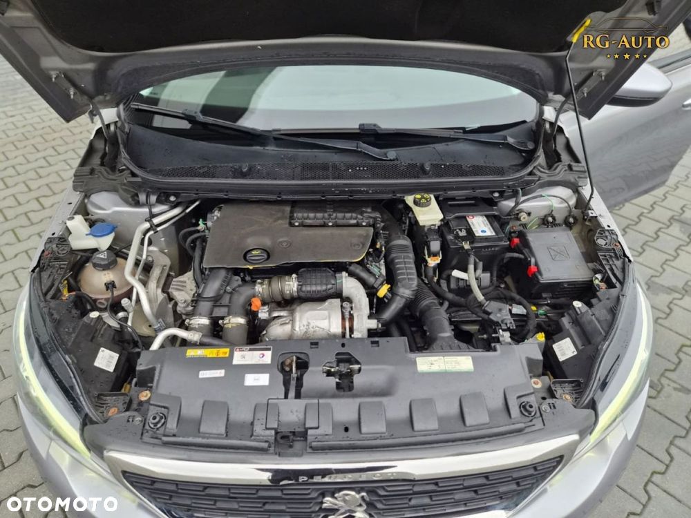 Peugeot 308 - 18