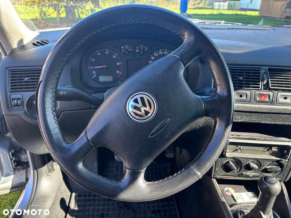 Volkswagen Golf IV 1.6 Basis - 16