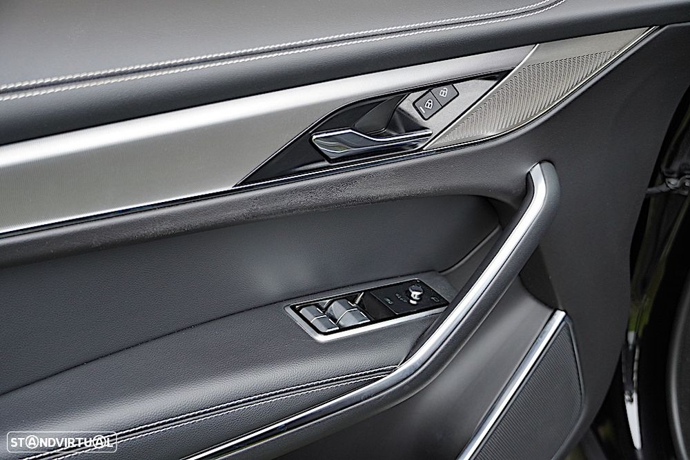 Jaguar F-Pace 2.0 P400e AWD R-Dynamic S - 22