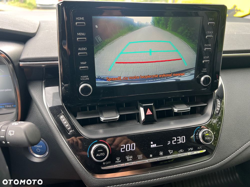 Toyota Corolla 1.8 Hybrid GPF Comfort - 27