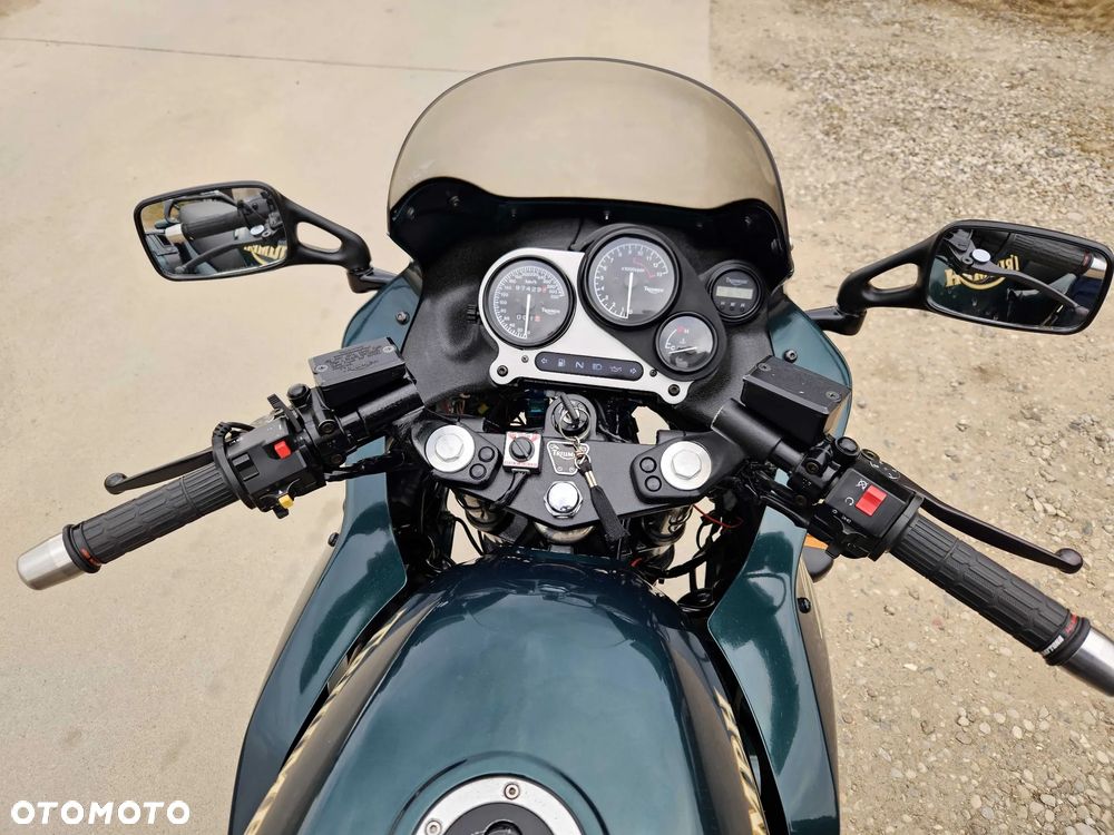 Triumph Sprint - 26