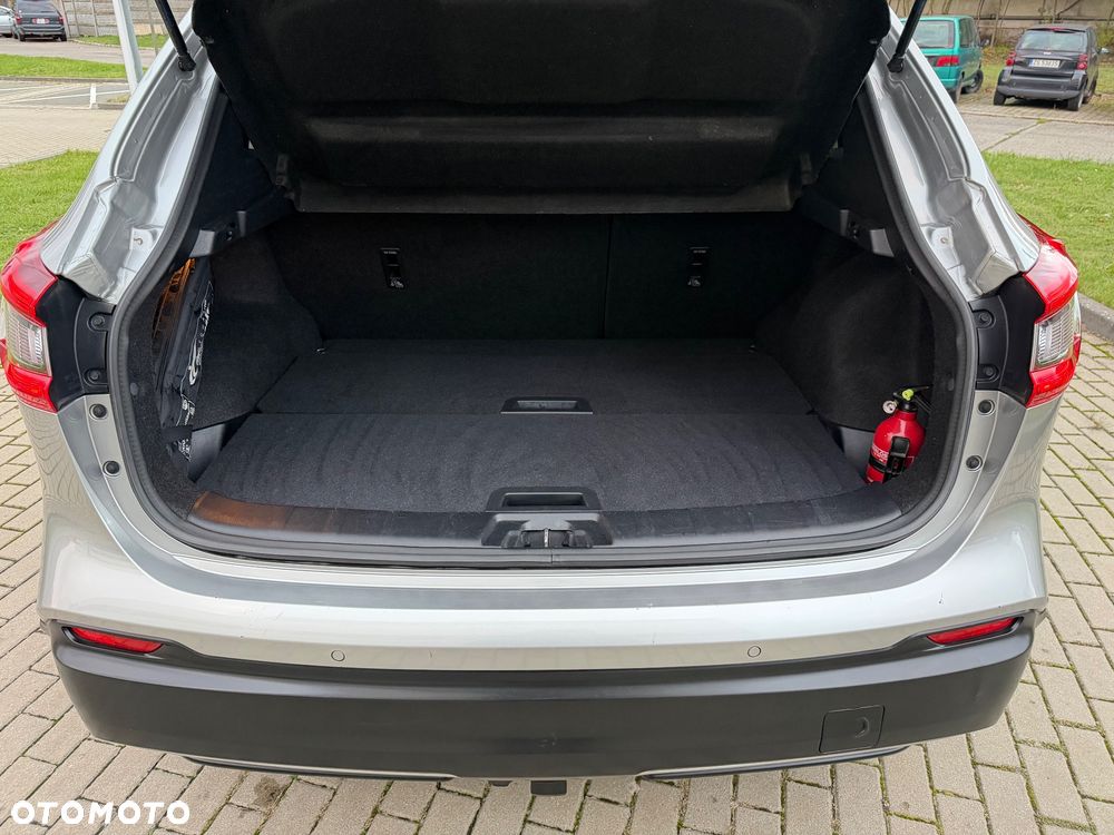 Nissan Qashqai 1.2 DIG-T Tekna Xtronic - 8