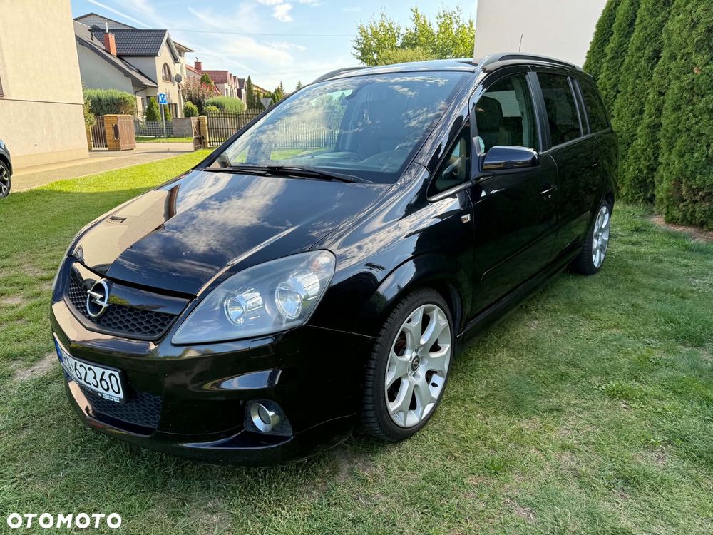 Opel Zafira - 1
