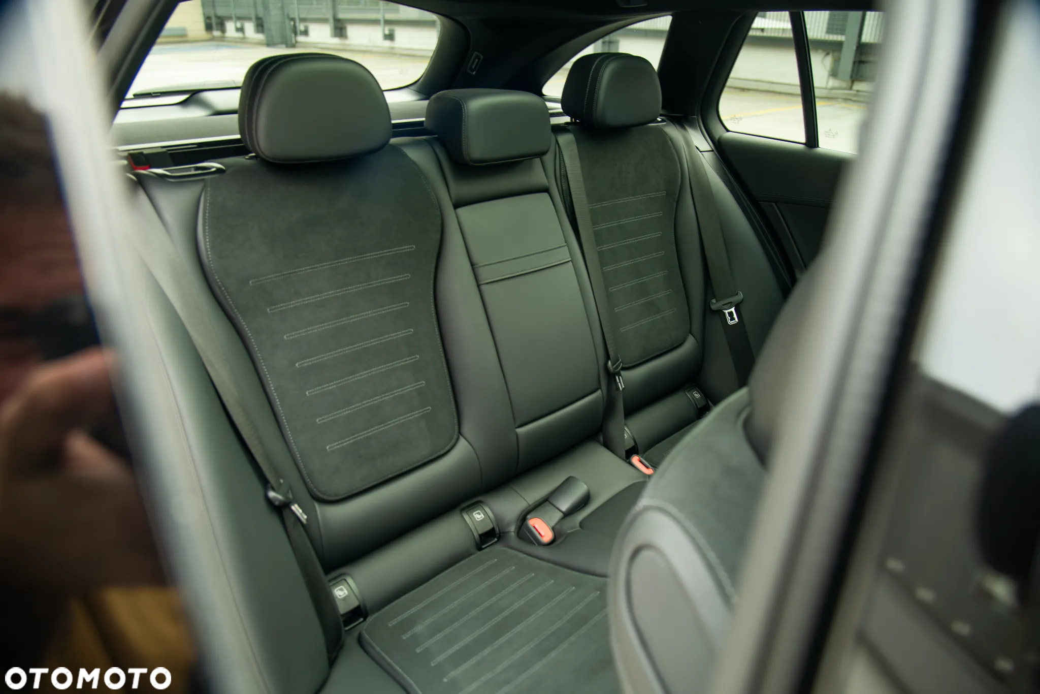 Mercedes-Benz Klasa C 300 e 9G-TRONIC Edition AMG Line - 34