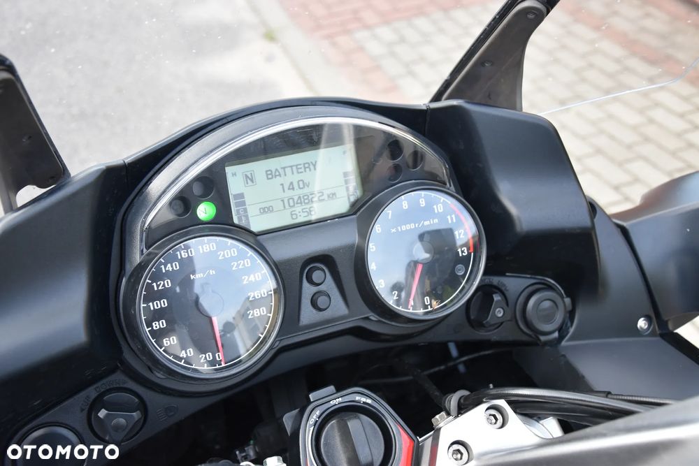 Kawasaki GTR - 11