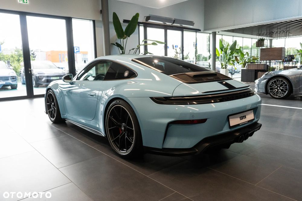 Porsche 911 GT3 Touring PDK - 3