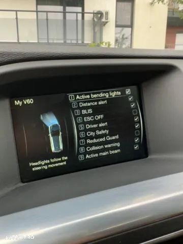 Volvo V60 D6 Plug-In-Hybrid AWD Geartronic Pure Limited - 25