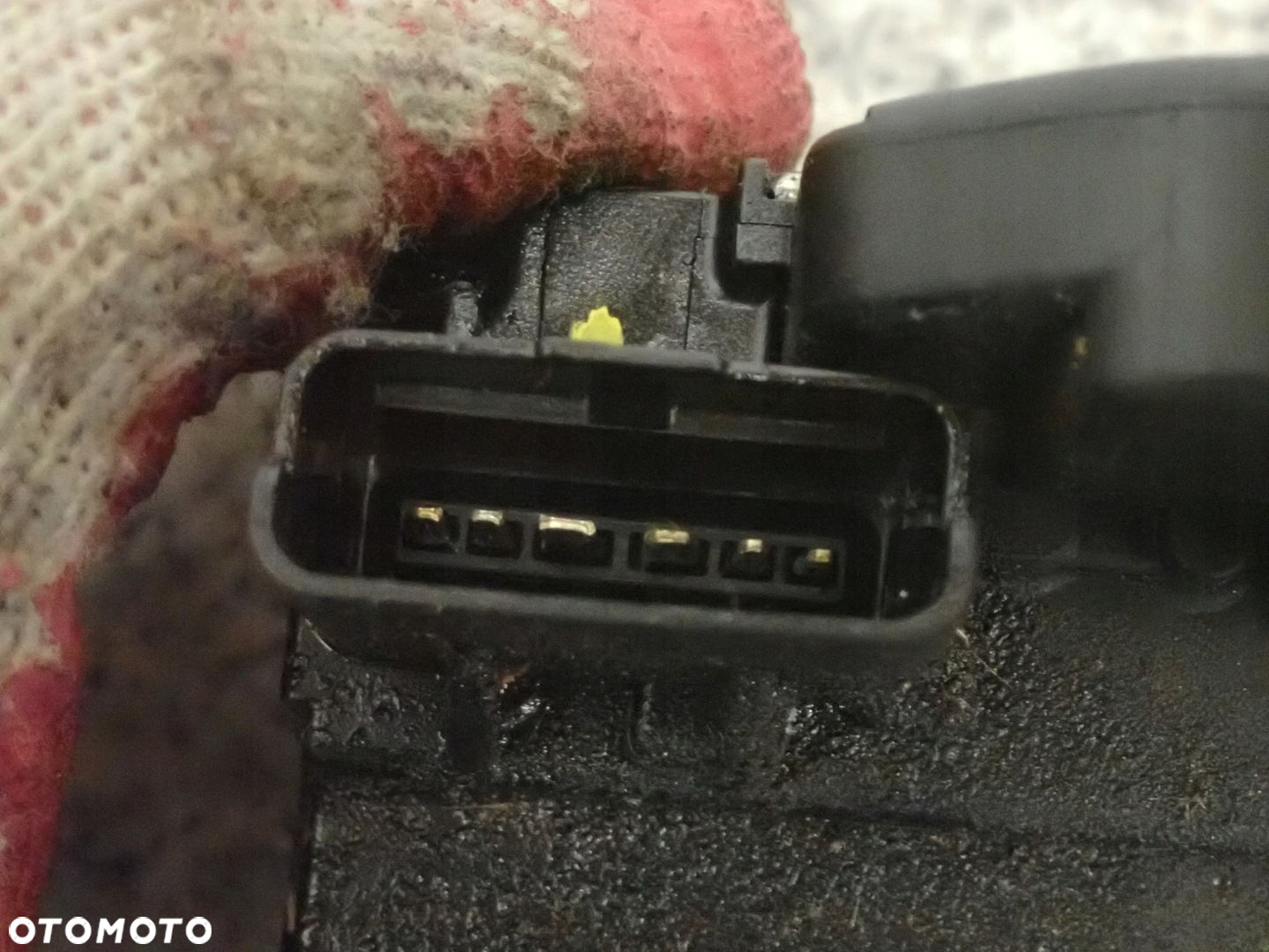 NISSAN NOTE E11 06- ZAMEK DRZWI PRZEDNI LEWY 6 PIN - 3
