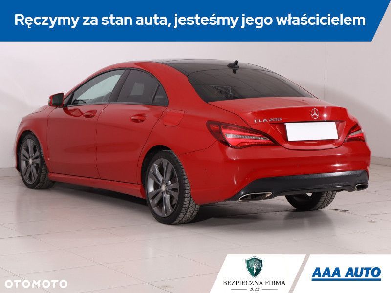 Mercedes-Benz CLA - 6