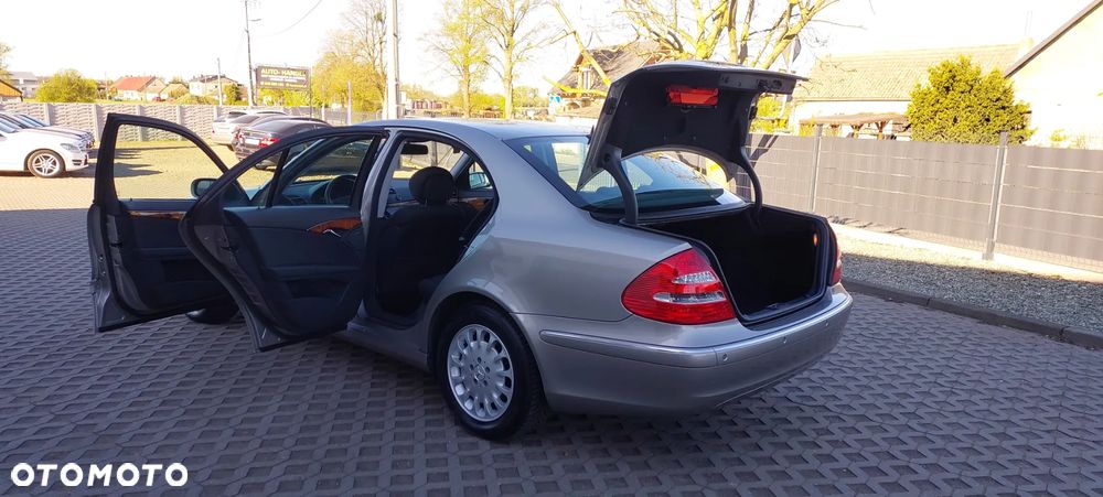 Mercedes-Benz Klasa E - 25