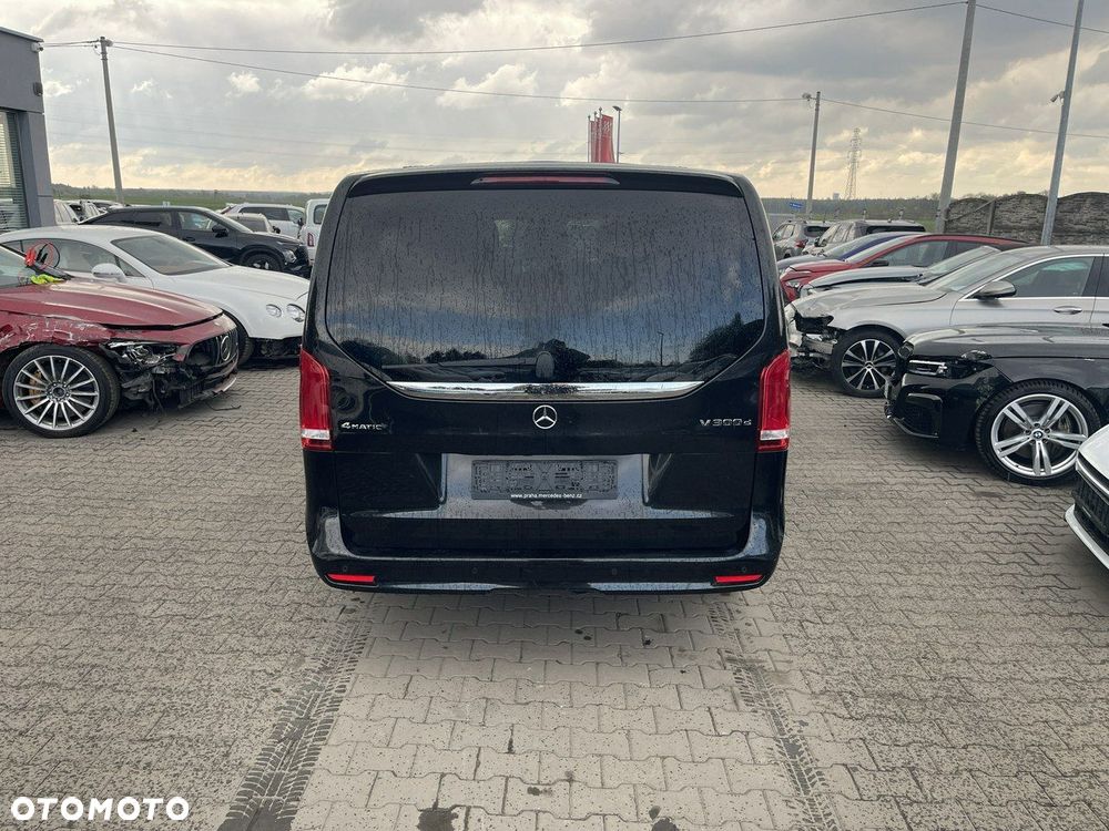 Mercedes-Benz Klasa V 300 d lang 4Matic 9G-TRONIC Exclusive Edition - 3