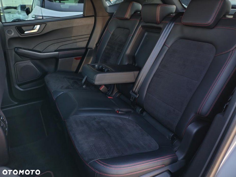 Ford Kuga 2.5 FHEV FWD ST-Line X eCVT - 13