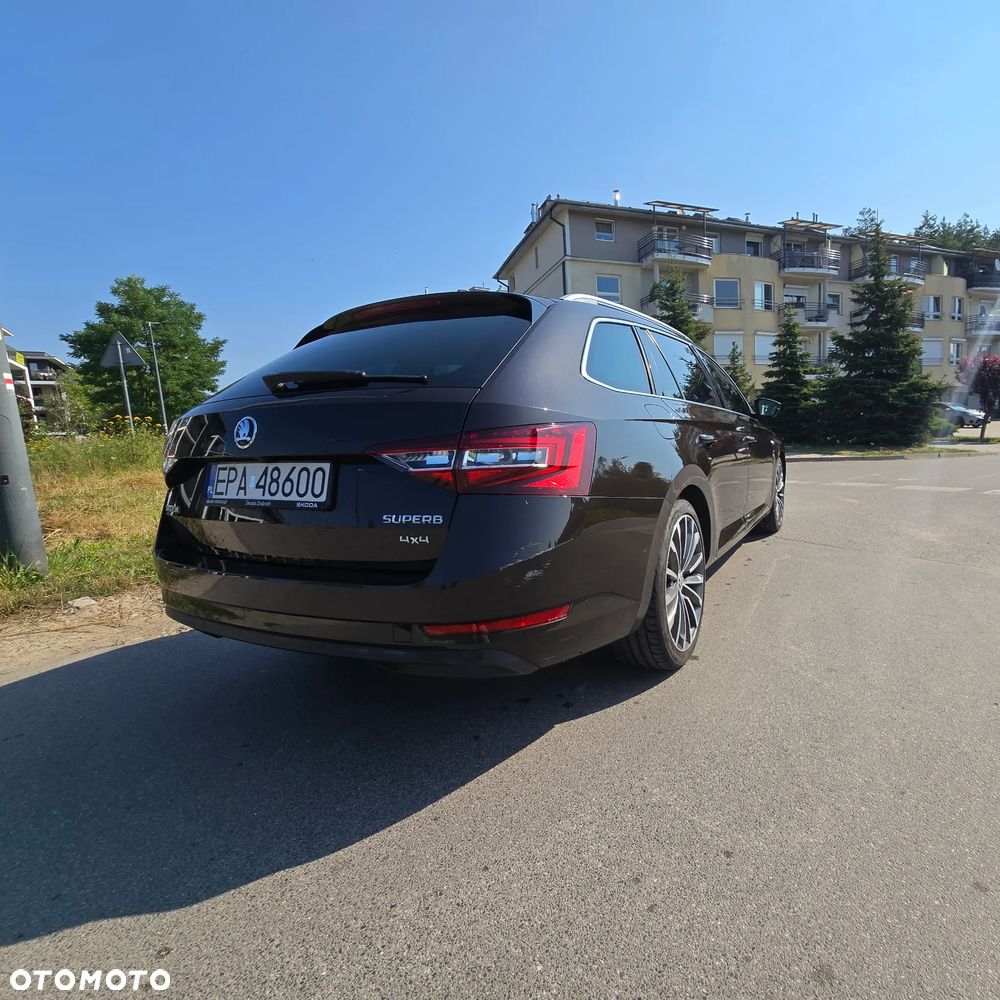 Skoda Superb 2.0 TDI 4x4 L&K DSG - 2