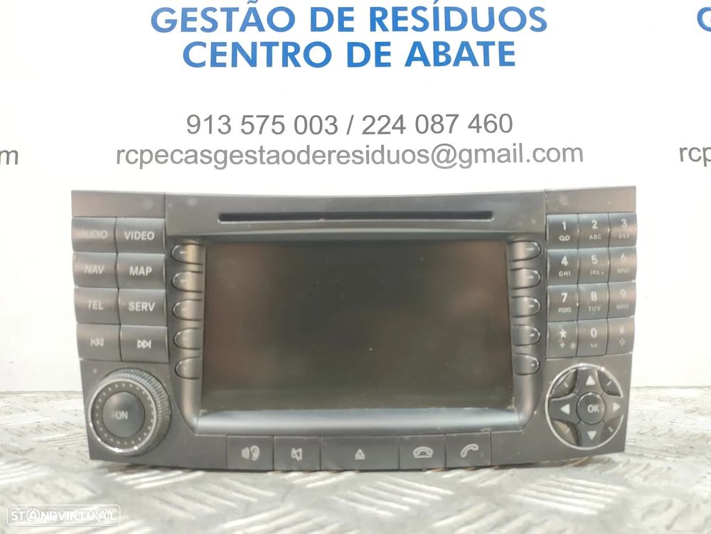 Auto Radio Ecrã GPS Mercedes Benz Class E W211 A2118204497001 2002 a 2009 - 1