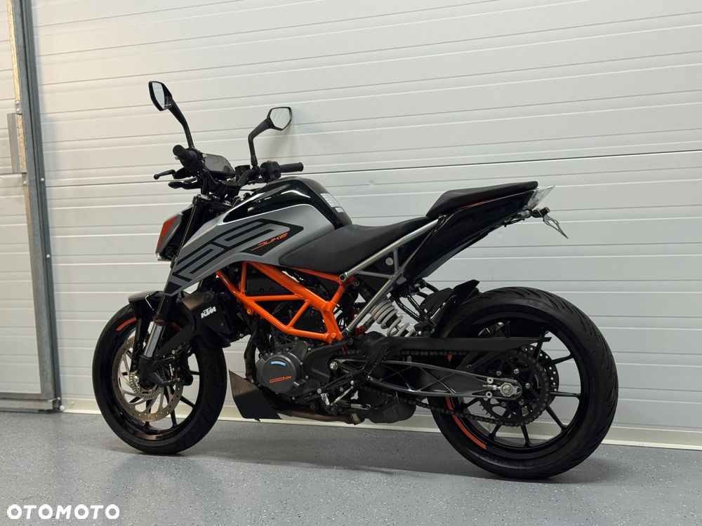 KTM Duke - 11