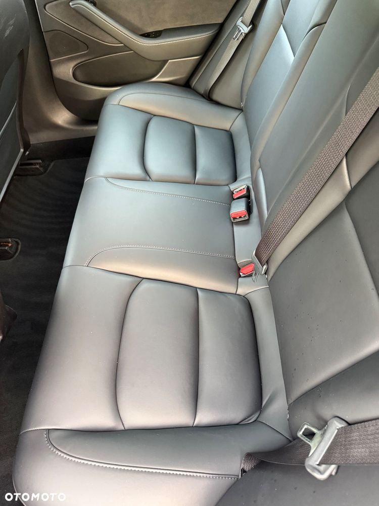 Tesla Model 3 Standard Range Plus - 13