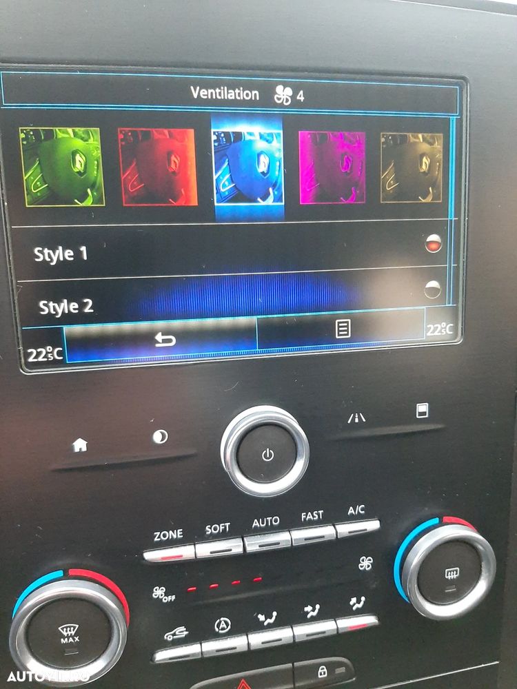 Renault Megane BLUE dCi 115 Deluxe-Paket LIMITED - 8