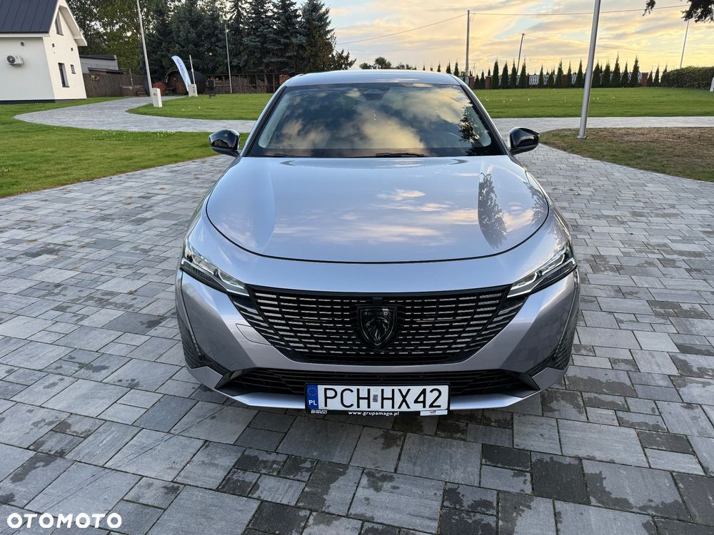 Peugeot 308 - 8