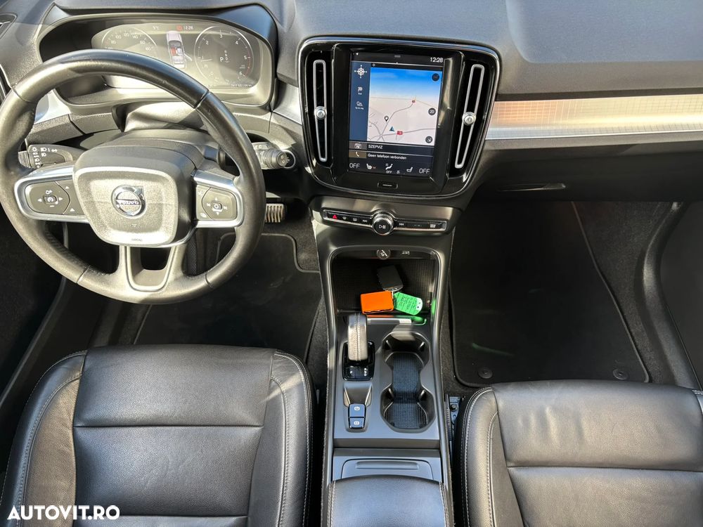 Volvo XC 40 - 20
