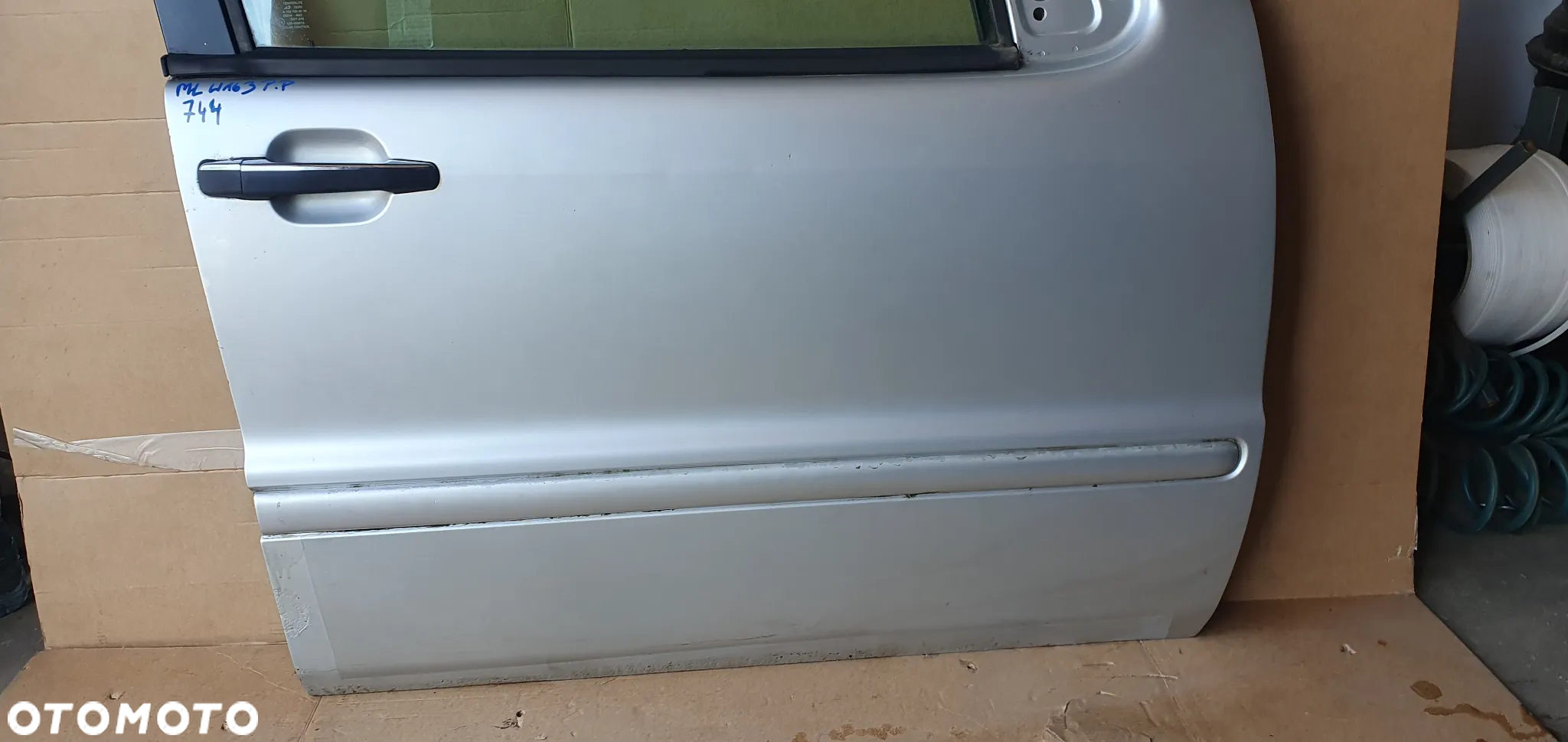 Drzwi prawy przód przednie prawe Mercedes ML W163 744 C744 - 6