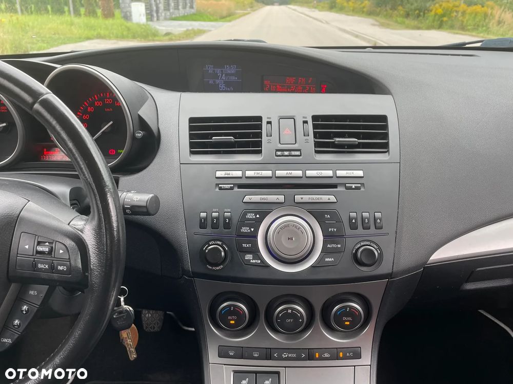 Mazda 3 1.6 Sport Exclusive - 16