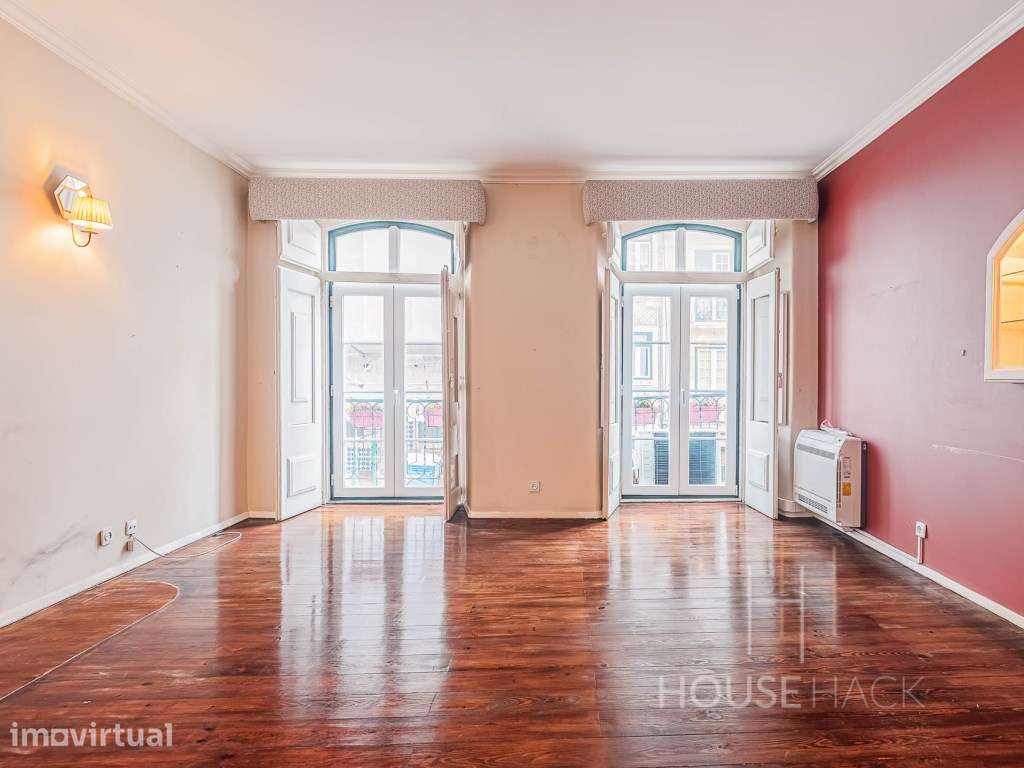 Apartamento T3 com logradouro na Rua de São Bento - Grande imagem: 2/33