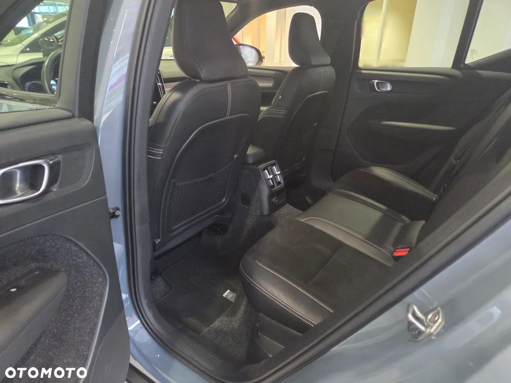 Volvo XC 40 T5 AWD R-Design - 20