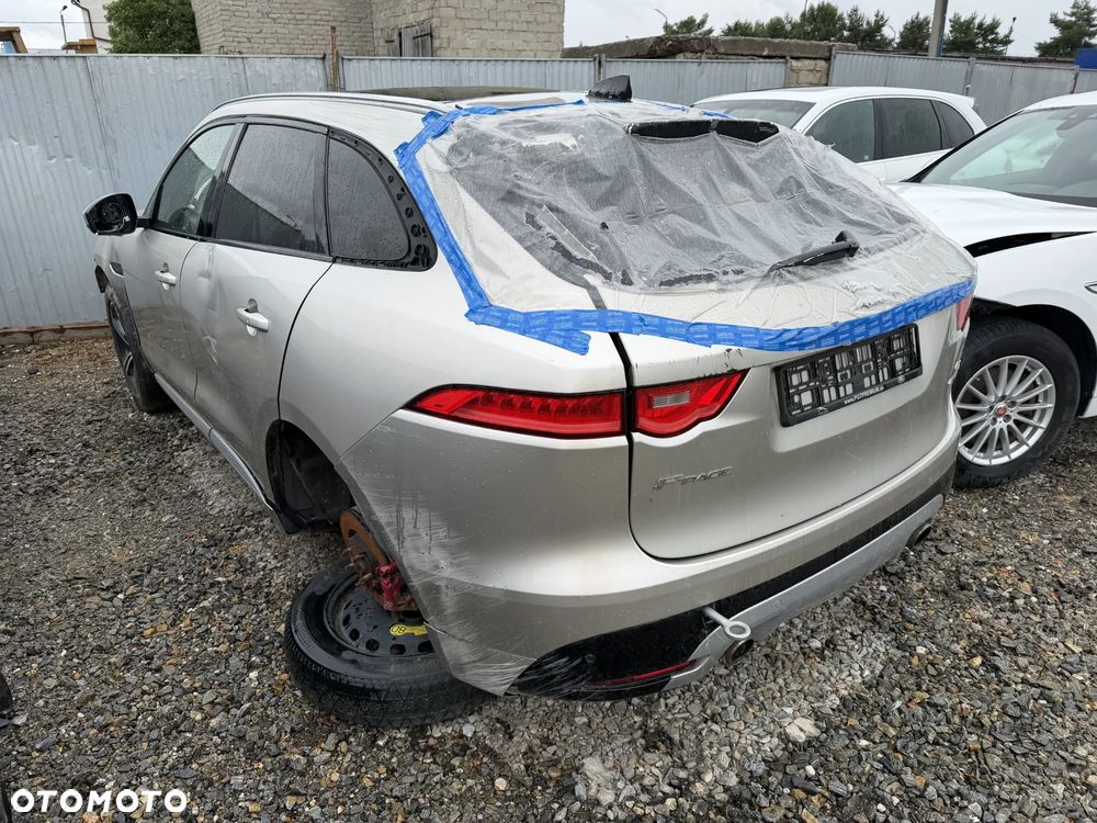 Jaguar F-Pace 30d AWD S - 16