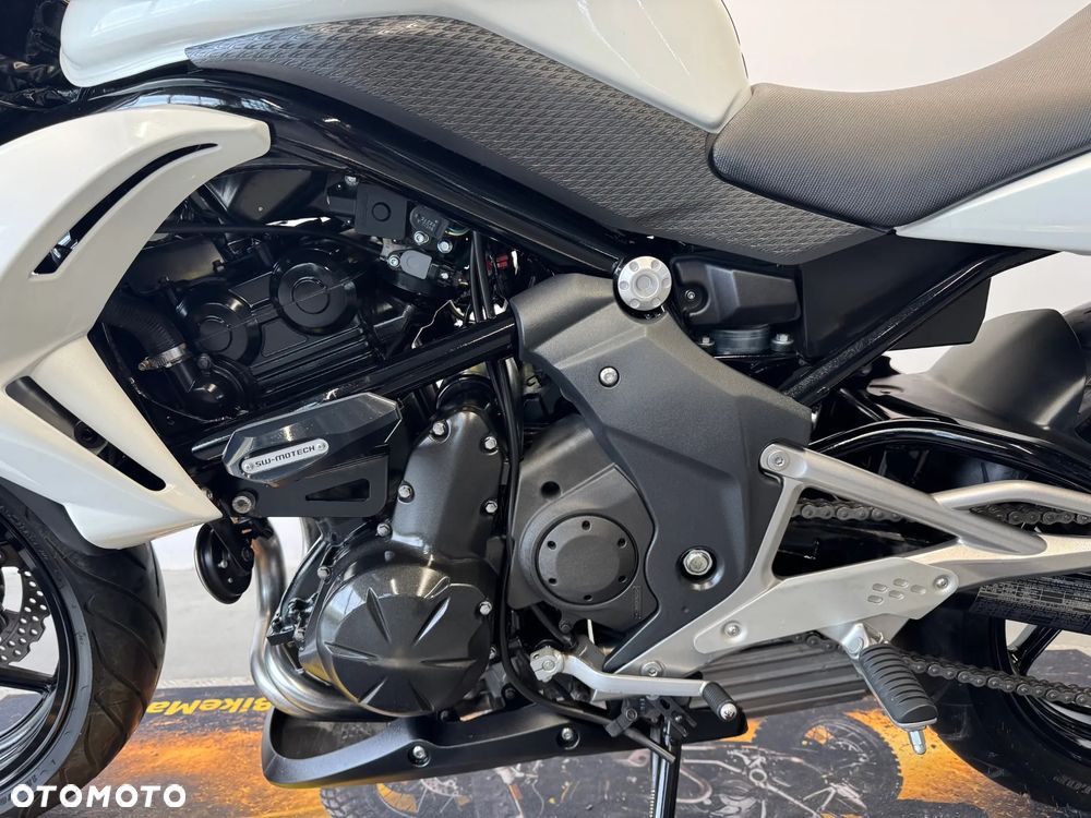 Kawasaki ER - 21