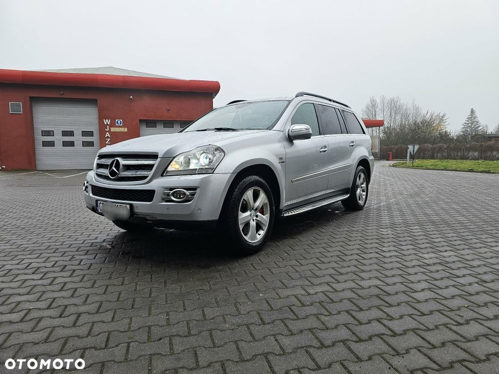 Mercedes-Benz GL - 1